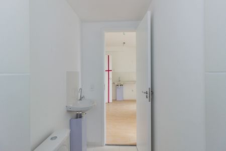 Apartamento para alugar com 27m², 2 quartos e sem vaga Apartamento para alugar com 27m², 2 quartos e sem vagaBanheiro
