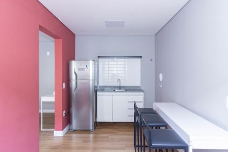 Apartamento para alugar com 27m², 2 quartos e sem vaga Apartamento para alugar com 27m², 2 quartos e sem vagaÁrea comum - Salão de festas