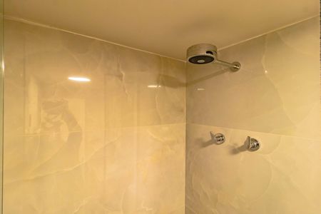 Apartamento à venda com 69m², 2 quartos e 1 vaga Apartamento à venda com 69m², 2 quartos e 1 vagaBanheiro social