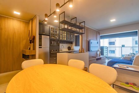 Apartamento à venda com 69m², 2 quartos e 1 vaga Apartamento à venda com 69m², 2 quartos e 1 vagaSala/cozinha