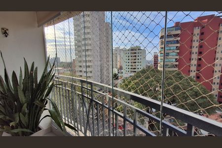 Apartamento para alugar com 65m², 3 quartos e 2 vagas Apartamento para alugar com 65m², 3 quartos e 2 vagasVaranda