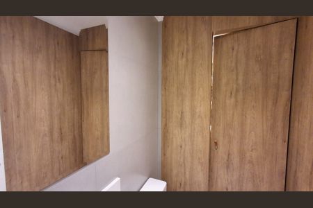 Apartamento para alugar com 65m², 3 quartos e 2 vagas Apartamento para alugar com 65m², 3 quartos e 2 vagasBanheiro Social