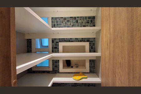 Apartamento para alugar com 65m², 3 quartos e 2 vagas Apartamento para alugar com 65m², 3 quartos e 2 vagasBanheiro Social
