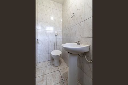 Banheiro Suíte de casa para alugar com 1 quarto, 70m² em Conjunto Habitacional Aguia de Haia, São Paulo