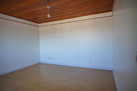 Apartamento para alugar com 214m², 4 quartos e 2 vagas Apartamento para alugar com 214m², 4 quartos e 2 vagasQuarto 3