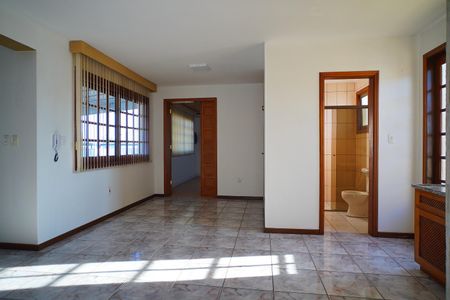 Apartamento para alugar com 214m², 4 quartos e 2 vagas Apartamento para alugar com 214m², 4 quartos e 2 vagasSala