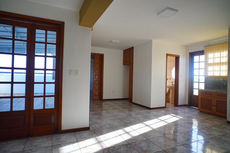 Apartamento para alugar com 214m², 4 quartos e 2 vagas Apartamento para alugar com 214m², 4 quartos e 2 vagasSala