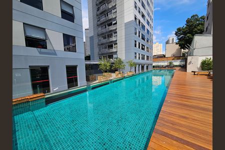 Apartamento para alugar com 72m², 1 quarto e 1 vaga Apartamento para alugar com 72m², 1 quarto e 1 vagaÁrea comum - Piscina