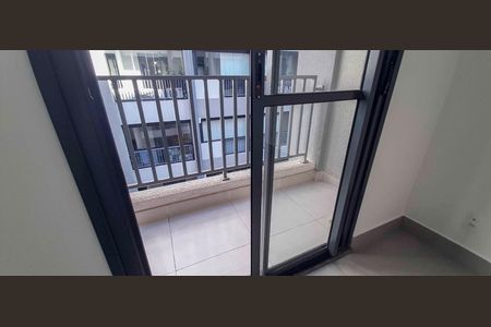 Apartamento para alugar com 32m², 1 quarto e 1 vaga Apartamento para alugar com 32m², 1 quarto e 1 vagaVaranda da Suíte