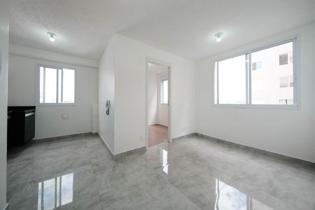 Sala/Cozinha de apartamento para alugar com 2 quartos, 38m² em Jardim America da Penha, São Paulo