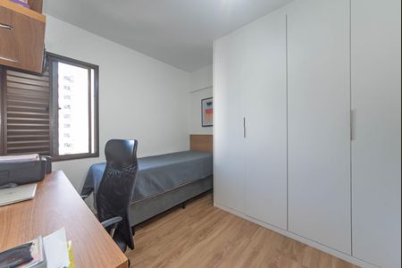 Apartamento à venda com 94m², 3 quartos e 2 vagas Apartamento à venda com 94m², 3 quartos e 2 vagasQuarto 1