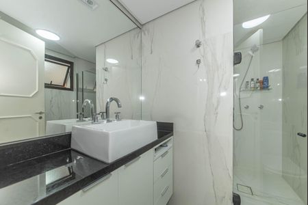 Apartamento à venda com 94m², 3 quartos e 2 vagas Apartamento à venda com 94m², 3 quartos e 2 vagasBanheiro Social