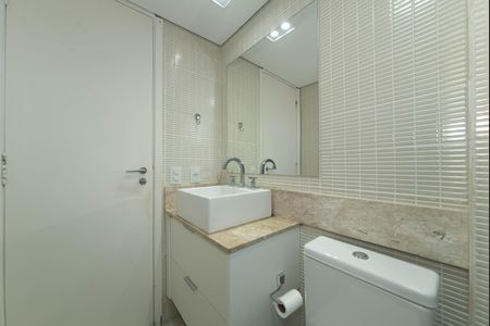 Apartamento à venda com 94m², 3 quartos e 2 vagas Apartamento à venda com 94m², 3 quartos e 2 vagasBanheiro da Suíte