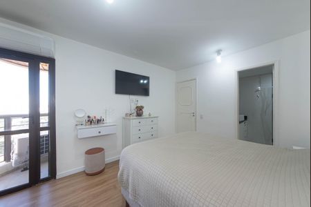 Apartamento à venda com 94m², 3 quartos e 2 vagas Apartamento à venda com 94m², 3 quartos e 2 vagasSuite