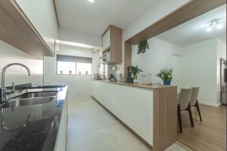 Apartamento à venda com 94m², 3 quartos e 2 vagas Apartamento à venda com 94m², 3 quartos e 2 vagasCozinha