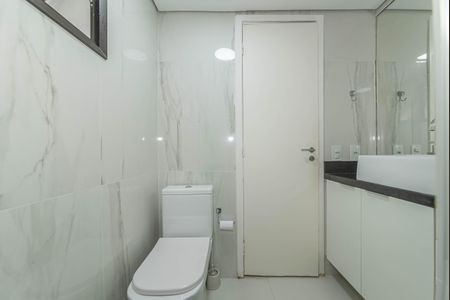 Apartamento à venda com 94m², 3 quartos e 2 vagas Apartamento à venda com 94m², 3 quartos e 2 vagasBanheiro Social