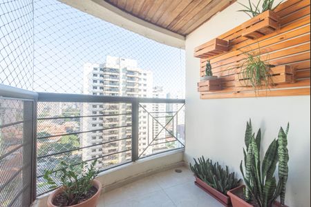 Apartamento à venda com 94m², 3 quartos e 2 vagas Apartamento à venda com 94m², 3 quartos e 2 vagasSala - Varanda