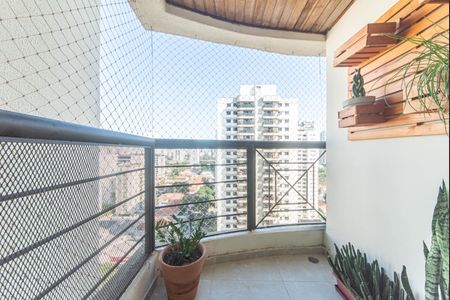 Apartamento à venda com 94m², 3 quartos e 2 vagas Apartamento à venda com 94m², 3 quartos e 2 vagasSala - Varanda