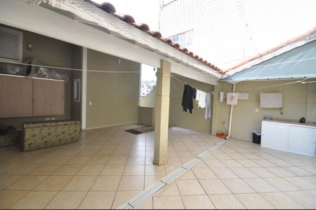 Quintal de casa à venda com 3 quartos, 133m² em Vila Medeiros, São Paulo