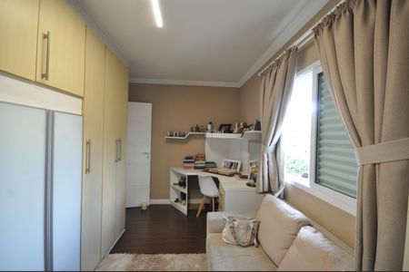 Casa à venda com 133m², 3 quartos e 2 vagasSuíte 3