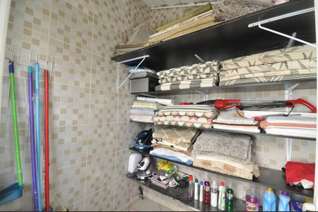 Casa à venda com 133m², 3 quartos e 2 vagasQuarto de Serviço