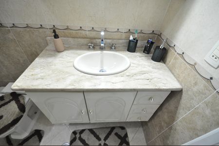 Casa à venda com 133m², 3 quartos e 2 vagasBanheiro da Suíte Master