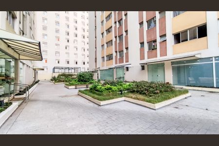 Apartamento para alugar com 100m², 3 quartos e 1 vaga Apartamento para alugar com 100m², 3 quartos e 1 vagaÁrea Comum