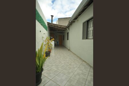 Casa à venda com 142m², 3 quartos e 2 vagasQuintal/Área de serviço 