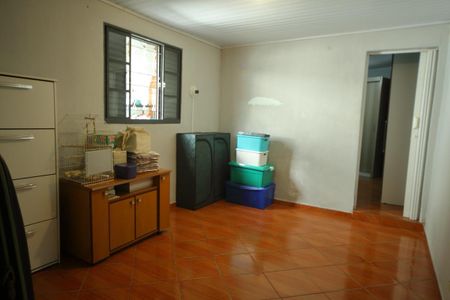 Casa à venda com 142m², 3 quartos e 2 vagasQuarto 2 
