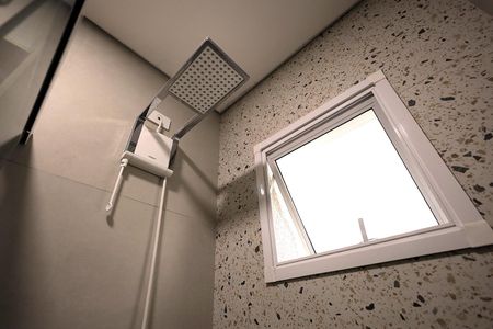 Apartamento à venda com 48m², 2 quartos e 1 vaga Apartamento à venda com 48m², 2 quartos e 1 vagaBanheiro