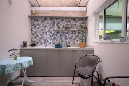 Apartamento à venda com 48m², 2 quartos e 1 vaga Apartamento à venda com 48m², 2 quartos e 1 vagaÁrea de Serviço