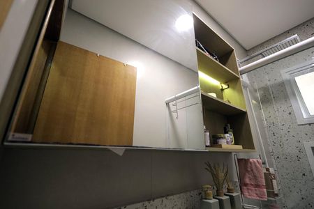 Apartamento à venda com 48m², 2 quartos e 1 vaga Apartamento à venda com 48m², 2 quartos e 1 vagaBanheiro