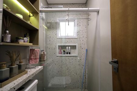 Apartamento à venda com 48m², 2 quartos e 1 vaga Apartamento à venda com 48m², 2 quartos e 1 vagaBanheiro