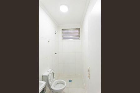 Casa para alugar com 98m², 3 quartos e 3 vagas Casa para alugar com 98m², 3 quartos e 3 vagasBanheiro