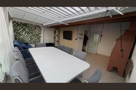 Casa à venda com 126m², 3 quartos e 2 vagas Casa à venda com 126m², 3 quartos e 2 vagasCobertura