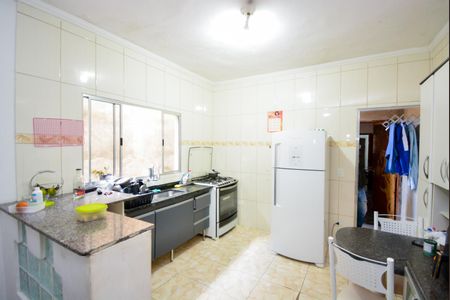Casa à venda com 187m², 2 quartos e 2 vagasCozinha - Casa 2