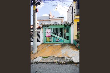 Casa à venda com 187m², 2 quartos e 2 vagasFachada