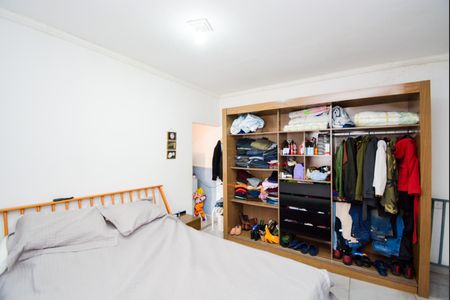 Casa à venda com 187m², 2 quartos e 2 vagasSuíte - Casa 2