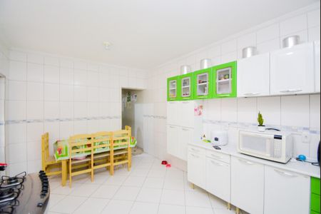 Casa à venda com 187m², 2 quartos e 2 vagasCozinha