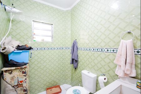 Casa à venda com 187m², 2 quartos e 2 vagasBanheiro Social