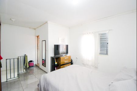 Casa à venda com 187m², 2 quartos e 2 vagasSuíte - Casa 2