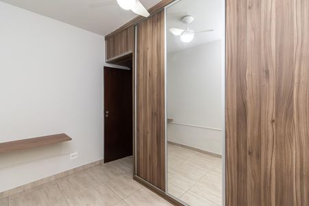 Casa à venda com 50m², 2 quartos e 1 vaga Casa à venda com 50m², 2 quartos e 1 vagaQuarto 2