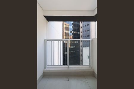 Varanda de kitnet/studio para alugar com 1 quarto, 25m² em Pinheiros, São Paulo