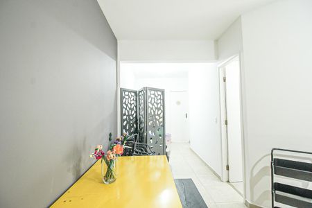 Apartamento à venda com 57m², 2 quartos e 2 vagasSala