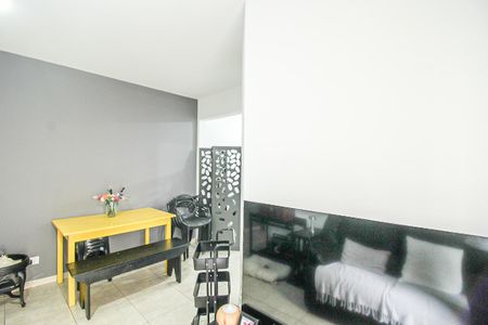 Apartamento à venda com 57m², 2 quartos e 2 vagasSala