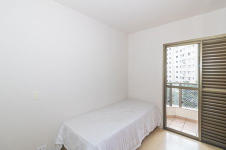 Apartamento à venda com 114m², 3 quartos e 2 vagasQuarto 2