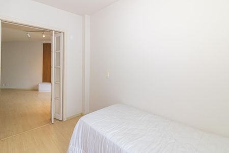 Apartamento à venda com 114m², 3 quartos e 2 vagasQuarto 2