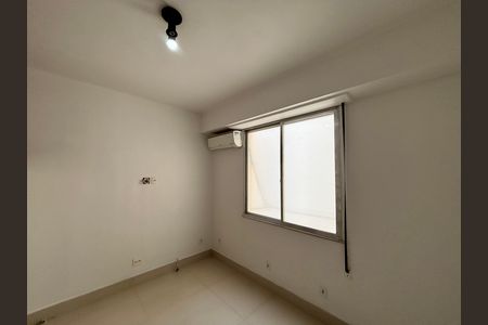 Apartamento à venda com 96m², 3 quartos e 1 vaga