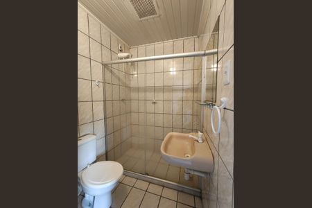 Casa para alugar com 21m², 1 quarto e 2 vagasBanheiro