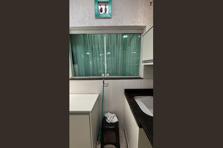 Casa para alugar com 250m², 3 quartos e 4 vagas Casa para alugar com 250m², 3 quartos e 4 vagasÁrea de Serviço